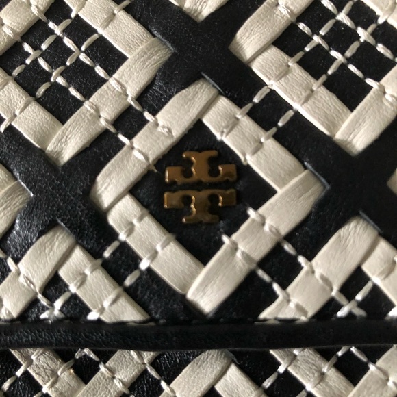 Tory Burch Robinson Woven Leather Shoulder Bag - Picture 8 of 11